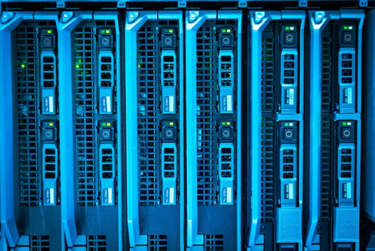 Podatność CVE-2026-42251 w KS-SOMED: Dostęp do FTP bez autoryzacji - Ataki Hakerskie